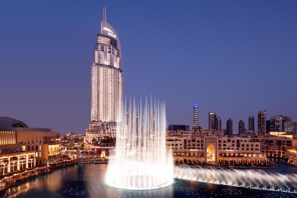 Address Downtown Dubai Fountain view best Burj Khalifa hotel Mohammed bin Rashid Boulevard