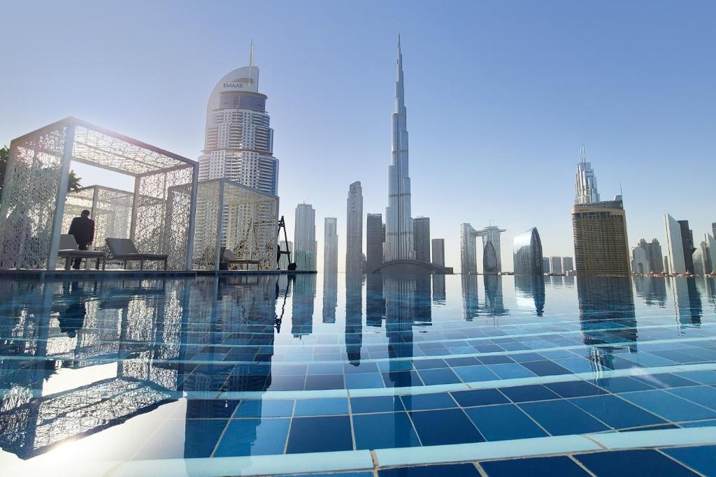 Address Downtown Dubai 63-floor tower with rooftop infinity pool and Dubai Fountain and Burj Khalifa panoramic views