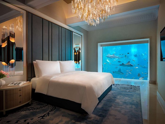 Atlantis The Palm Filipino family reunion balikbayan splurge stay