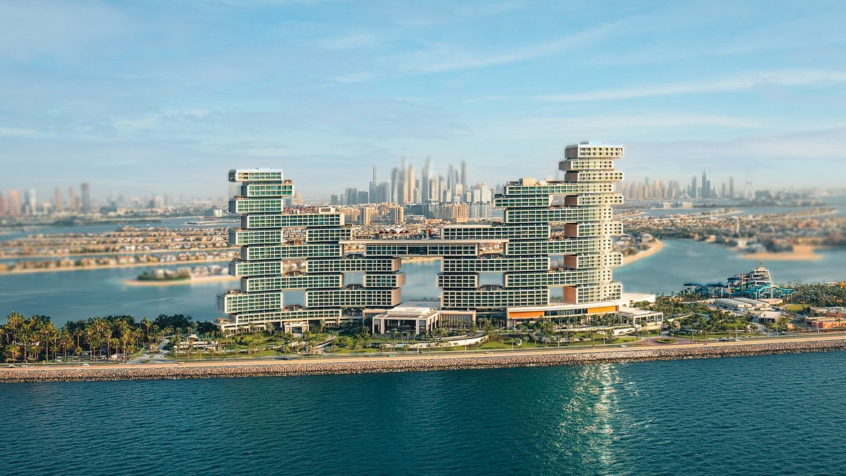 8 Best Beach Hotels in Dubai