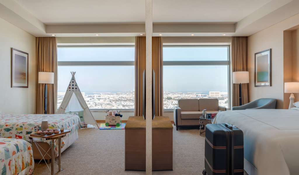 Best Dubai hotels with connecting rooms for big families 2026 sleeping 6 to 10 multi-generational