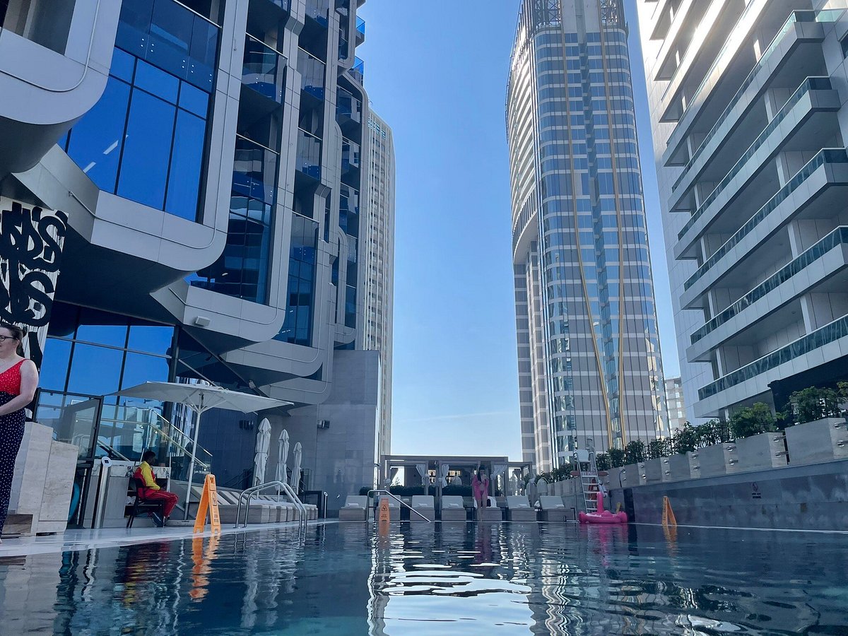 8 Best Hotels in Business Bay Dubai