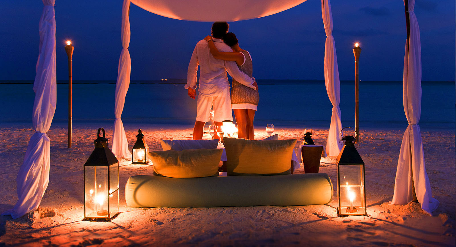 Best honeymoon hotels in Dubai 2026 — romantic villas, overwater suites, desert pools