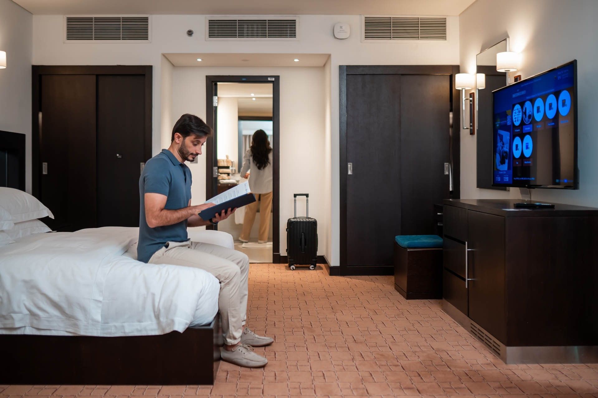 Dubai International Hotel airside inside Terminal 3 with hourly rooms