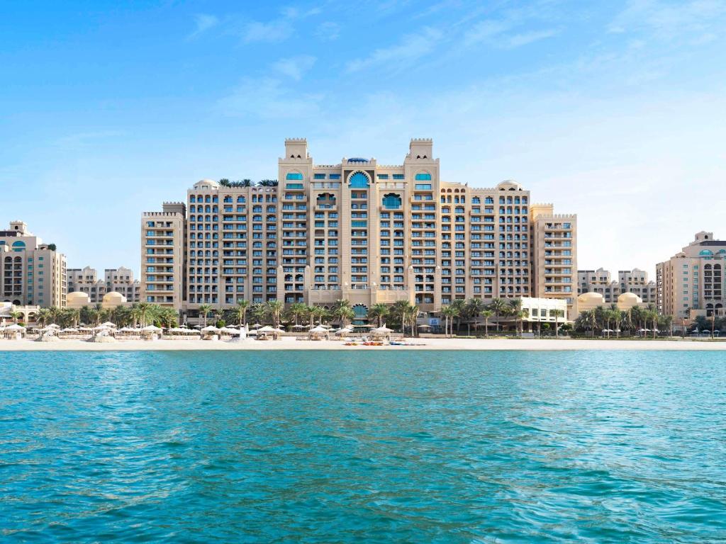Fairmont The Palm Dubai all inclusive family resort