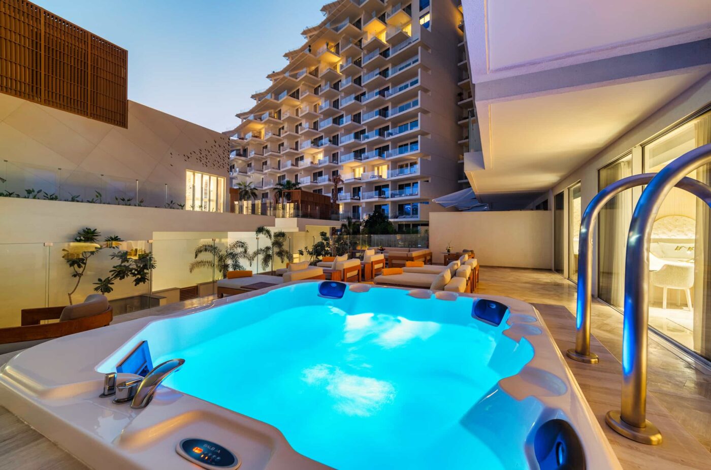 FIVE Palm Jumeirah Sky Villa private infinity pool with Palm and Dubai skyline views