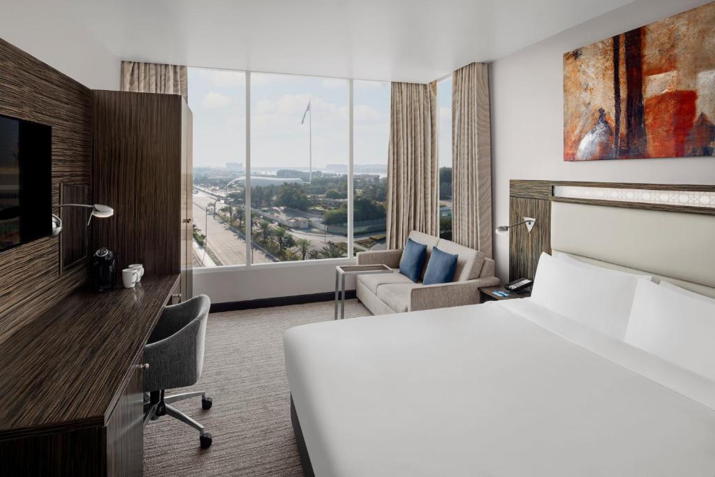 Holiday Inn Express Dubai Airport with free shuttle and covered walkway to Terminal 3