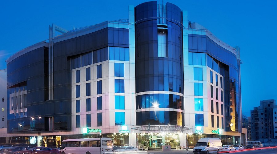 Holiday Inn Express Al Barsha business hotel near metro