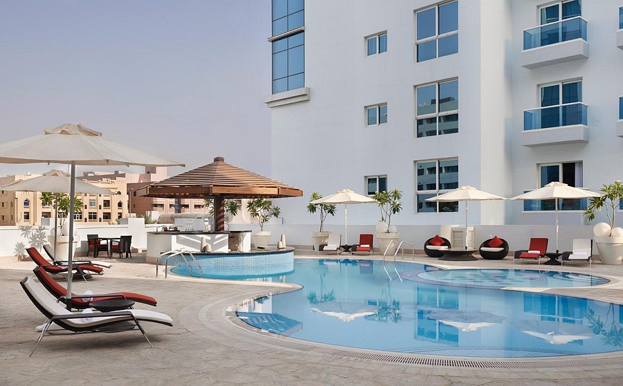 Hyatt Place Dubai Al Rigga best mid-budget Deira hotel with Metro at door breakfast included