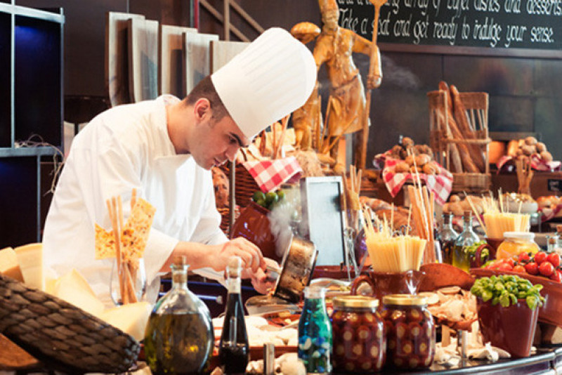 InterContinental Dubai Festival City Anise breakfast buffet 18 live cooking stations international cuisine