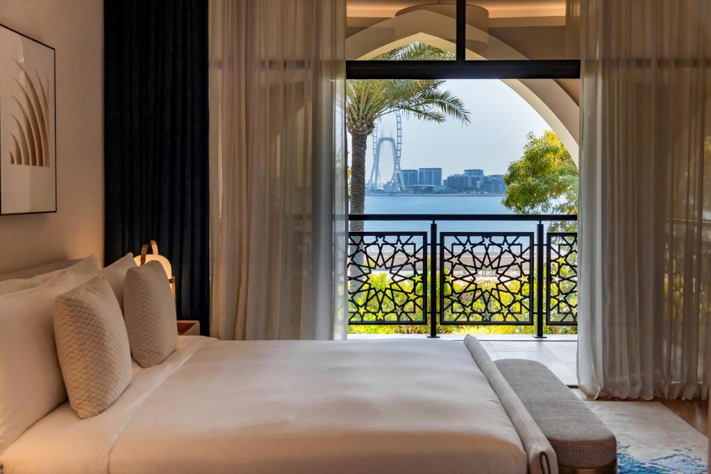 Jumeirah Zabeel Saray pet friendly Palm Jumeirah dog beach resort Dubai