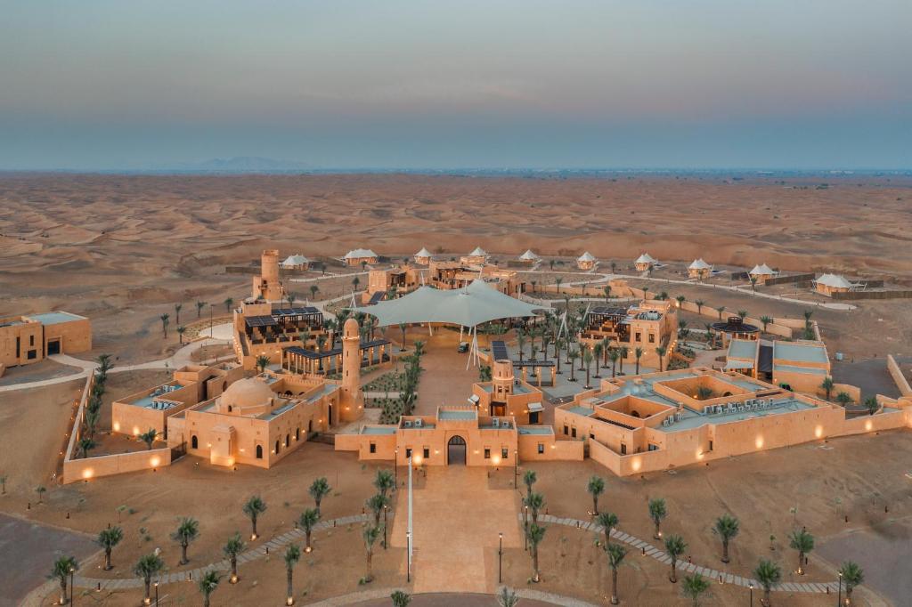 Mysk Al Badayer Retreat Sharjah best value desert fort adventure sandboarding dune buggy