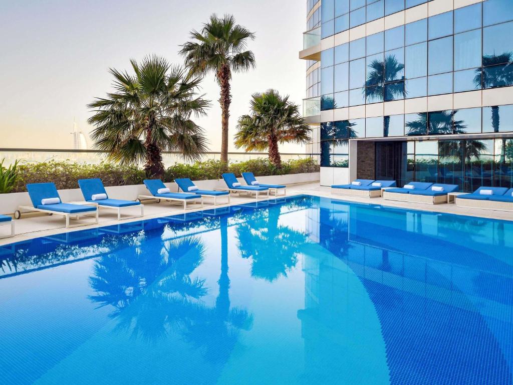 Novotel Dubai Al Barsha with free airport shuttle and near Mall of Emirates
