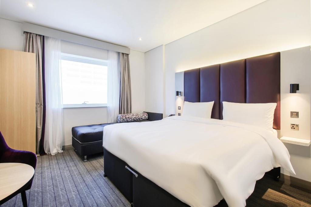 Premier Inn Dubai International Airport hotel with free 24/7 airport shuttle