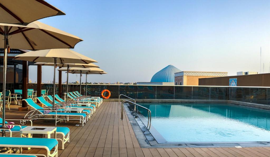 Premier Inn Dubai Marina winter promenade budget hotel