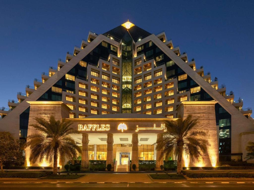 Raffles Dubai pyramid hotel attached to Wafi Mall for DSF shopping
