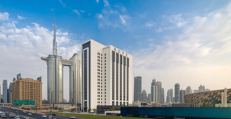 Rove Downtown Dubai cheapest budget hotel Burj Khalifa walking distance contemporary