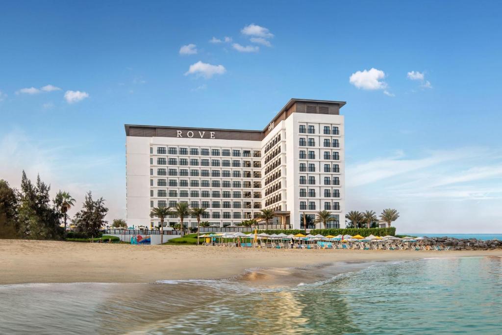 Rove La Mer Beach hotel with direct beach access and La Mer Jumeirah waterfront view