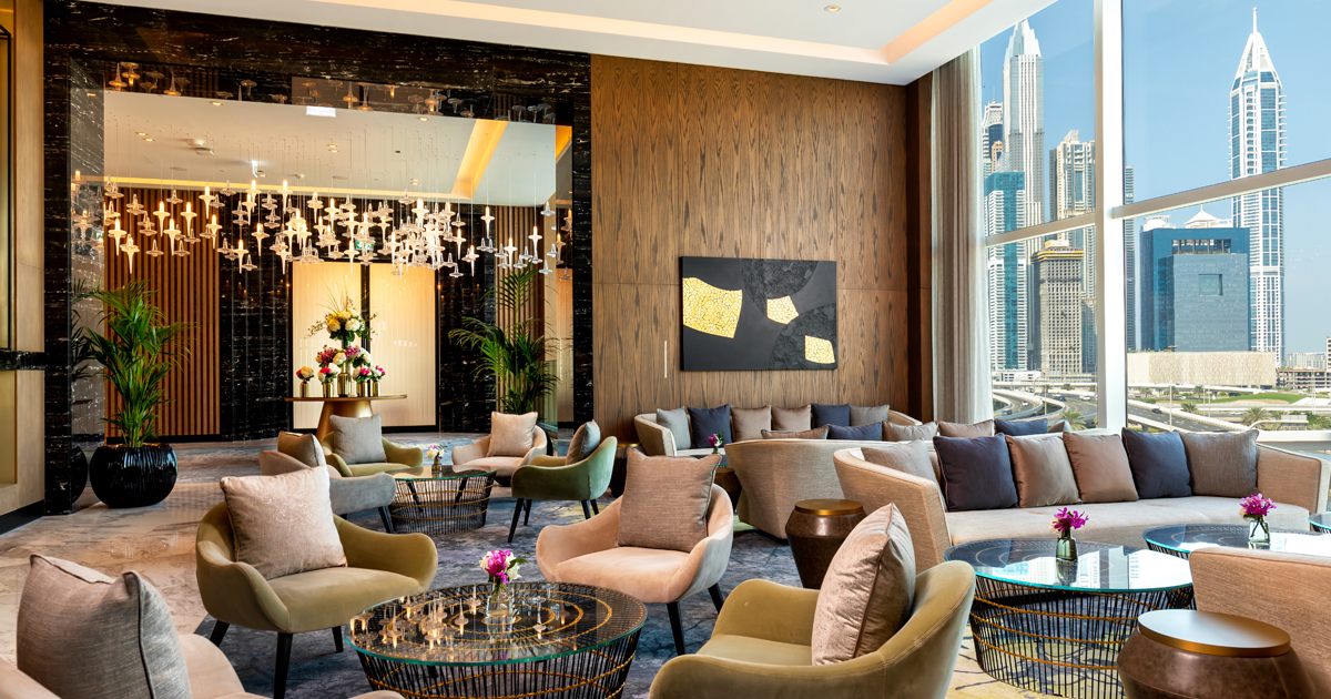 Taj Jumeirah Lakes Towers hotel for DSF shopping at Dubai Marina Mall